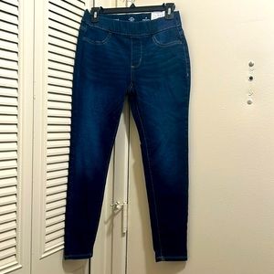 St John’s Bay pull-on mid rise Jegging - brand new size 4P